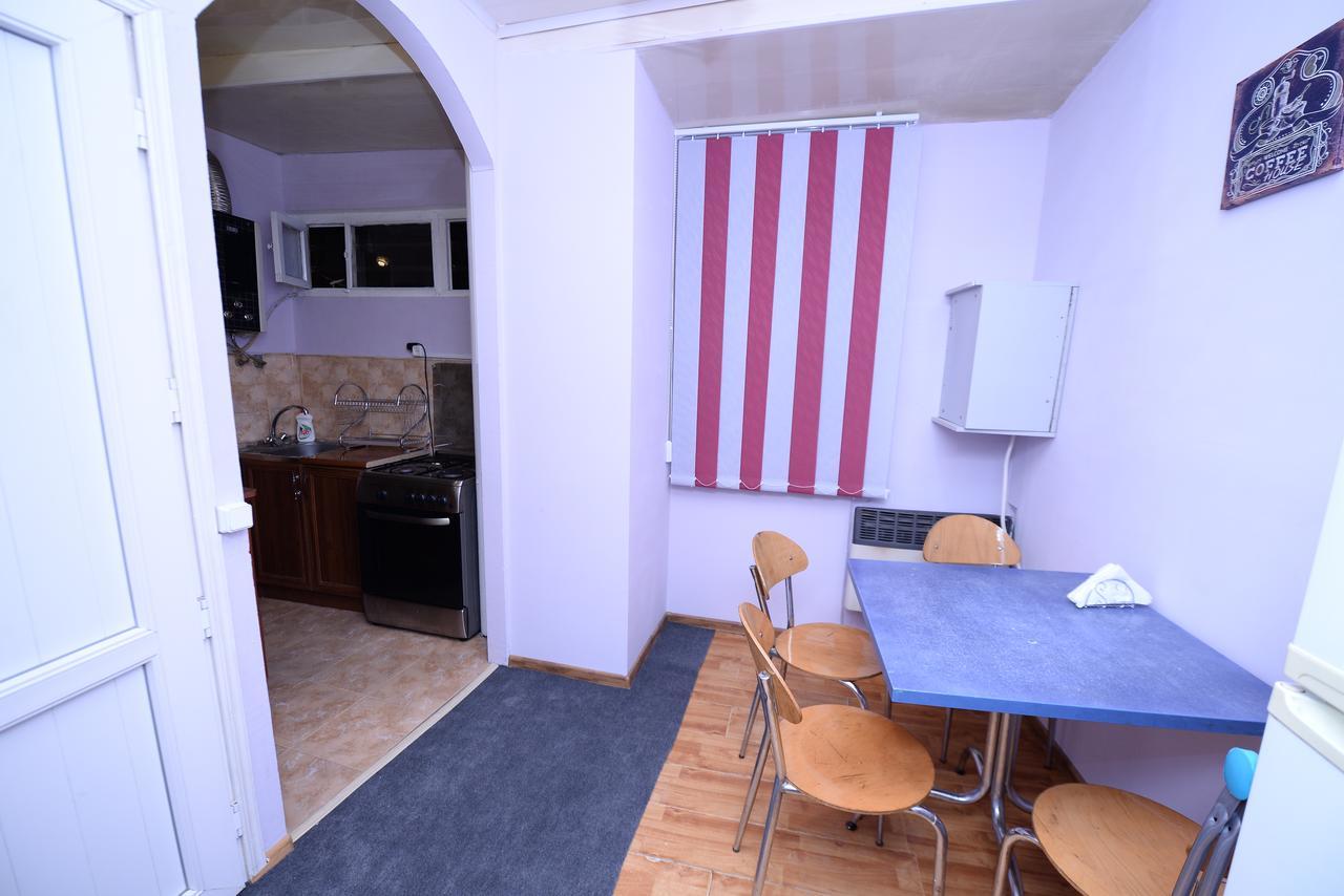 Sweet Home Apartment Тбилиси Екстериор снимка